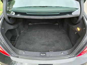 Mercedes-Benz C Class 2.1 C200 CDI BlueEfficiency Sport Auto Euro 5 4dr