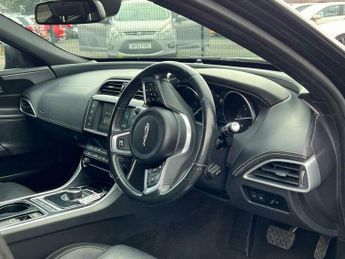 Jaguar XE 2.0d R-Sport Auto Euro 6 (s/s) 4dr