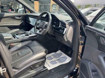 Audi Q7 3.0 TFSIe V6 55 Black Edition Tiptronic quattro Euro 6 (s/s) 5dr