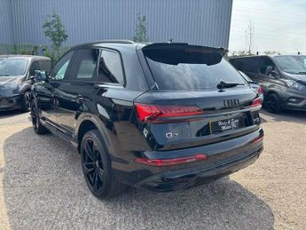Audi Q7 3.0 TFSIe V6 55 Black Edition Tiptronic quattro Euro 6 (s/s) 5dr