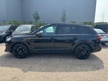 Audi Q7 3.0 TFSIe V6 55 Black Edition Tiptronic quattro Euro 6 (s/s) 5dr