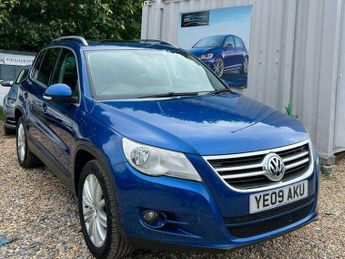 Volkswagen Tiguan 2.0 TDI Sport 4WD Euro 4 5dr