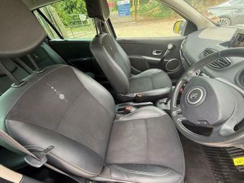 Renault Clio 1.6 VVT GT Line TomTom Sport Tourer Auto Euro 5 5dr