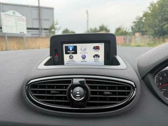 Renault Clio 1.6 VVT GT Line TomTom Sport Tourer Auto Euro 5 5dr