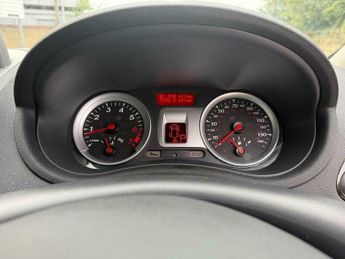 Renault Clio 1.6 VVT GT Line TomTom Sport Tourer Auto Euro 5 5dr