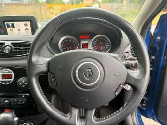 Renault Clio 1.6 VVT GT Line TomTom Sport Tourer Auto Euro 5 5dr