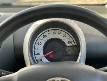 Toyota AYGO 1.0 VVT-i Black MultiMode Euro 4 5dr (AC)