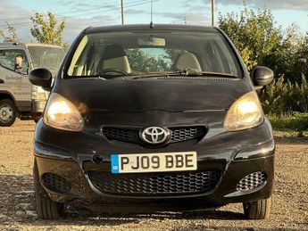 Toyota AYGO 1.0 VVT-i Black MultiMode Euro 4 5dr (AC)