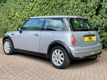 MINI Hatch ONE