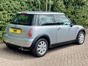 MINI Hatch ONE