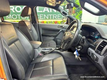 Ford Ranger WILDTRAK 4X4 DCB 3.2 TDCI [4X SERVICES, SAT NAV, LEATHER, HEATED