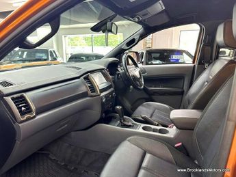 Ford Ranger WILDTRAK 4X4 DCB 3.2 TDCI [4X SERVICES, SAT NAV, LEATHER, HEATED