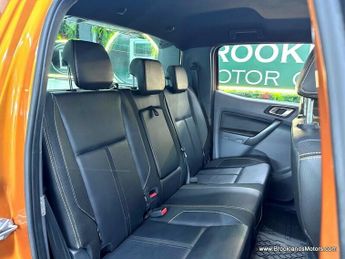Ford Ranger WILDTRAK 4X4 DCB 3.2 TDCI [4X SERVICES, SAT NAV, LEATHER, HEATED