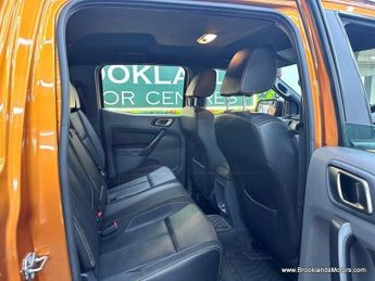 Ford Ranger WILDTRAK 4X4 DCB 3.2 TDCI [4X SERVICES, SAT NAV, LEATHER, HEATED