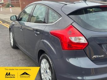 Ford Focus 1.6 Titanium Navigator Powershift Euro 5 5dr
