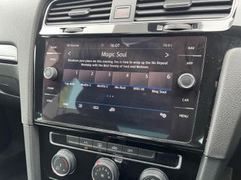 Volkswagen Golf GT TDI BLUEMOTION TECHNOLOGY DSG