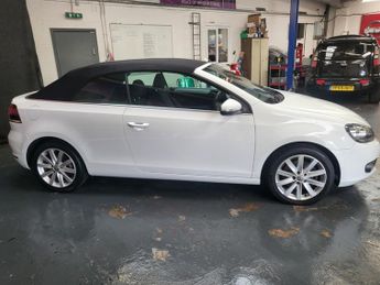 Volkswagen Golf SE TDI BLUEMOTION TECHNOLOGY DSG
