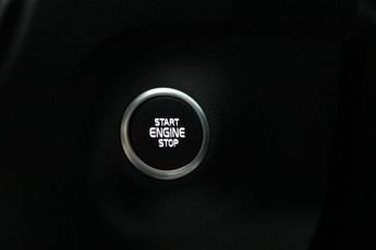 Volvo XC40 B4 R-DESIGN