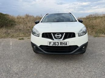 Nissan Qashqai 1.6 360 SUV 5dr Petrol CVT 2WD Euro 5 (117 ps)