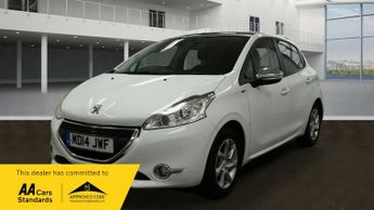 Peugeot 208 1.2 VTi Style Hatchback 5dr Petrol Manual Euro 5 (82 ps)