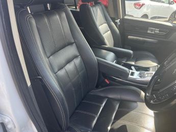 Land Rover Range Rover Sport 3.0 SD V6 HSE SUV 5dr Diesel Auto 4WD Euro 5 (255 bhp)