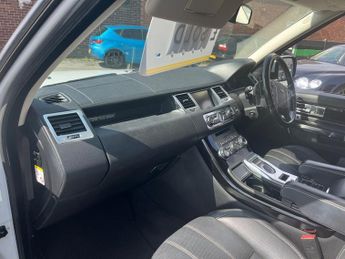 Land Rover Range Rover Sport 3.0 SD V6 HSE SUV 5dr Diesel Auto 4WD Euro 5 (255 bhp)