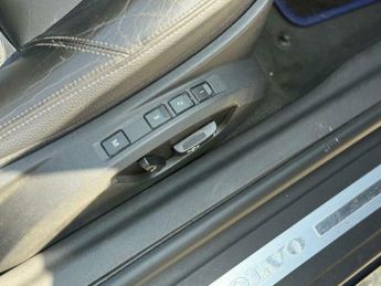 Volvo C70 2.4i SE Geartronic 2dr