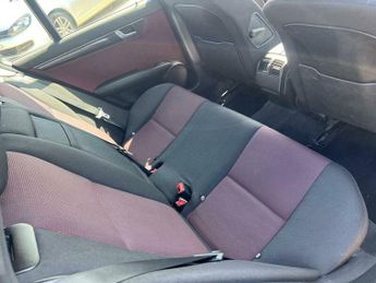Mercedes-Benz C Class 1.8 C180 BlueEfficiency Executive SE Auto Euro 5 5dr