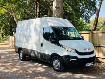 Iveco Daily 2.3 TD 12V 35S 3520 (Business) Panel Van 5dr Diesel Manual L2 (1
