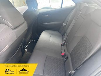 Toyota Corolla ICON TECH