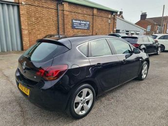 Vauxhall Astra 1.6 16v SRi Auto Euro 5 5dr