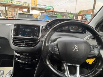Peugeot 2008 ALLURE