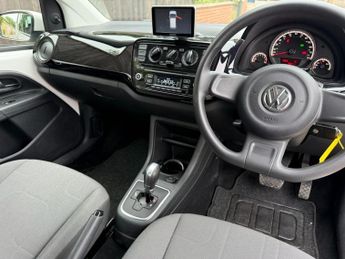 Volkswagen Up MOVE UP