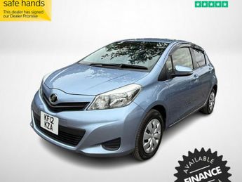 Toyota Yaris 1.33 Dual VVT-i T Spirit Hatchback 5dr Petrol CVT Euro 5 (99 ps)