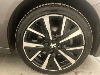 Peugeot 208 1.2 PureTech Allure Premium EAT Euro 6 (s/s) 5dr