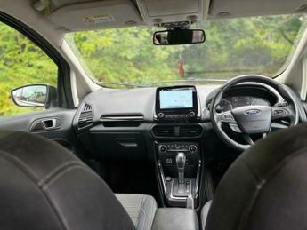 Ford ECOSPORT TITANIUM