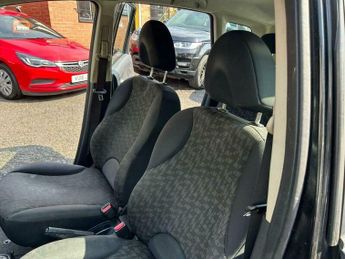 Nissan Note 1.6 16V Visia + Auto Euro 4 5dr