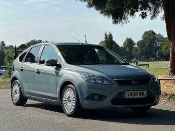 Ford Focus 1.8 Titanium 5dr