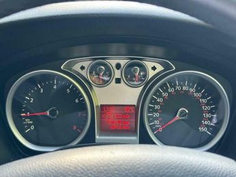 Ford Focus 1.8 Titanium 5dr