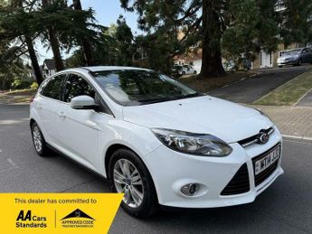Ford Focus 1.6 Titanium Navigator Powershift Euro 5 5dr