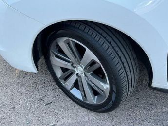 Peugeot 3008 1.6 e-HDi Allure EGC Euro 5 (s/s) 5dr