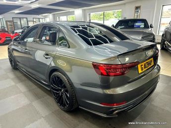 Audi A4 2.0 TFSI S LINE BLACK EDITION [SAT NAV, LEATHER, HEATED SEATS, R