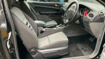 Ford Focus 1.6 Zetec 3dr