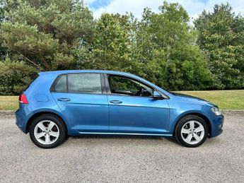 Volkswagen Golf MATCH TDI BLUEMOTION TECHNOLOGY DSG