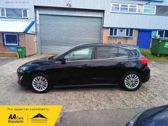 Ford Focus TITANIUM