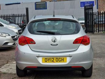 Vauxhall Astra 1.6 16v Exclusiv Auto Euro 5 5dr