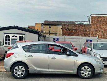 Vauxhall Astra 1.6 16v Exclusiv Auto Euro 5 5dr