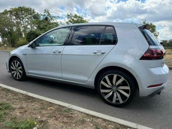Volkswagen Golf 1.4 TSI 8.7kWh GTE Advance DSG Euro 6 (s/s) 5dr