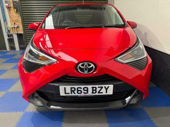 Toyota AYGO 1.0 Aygo X-Play VVT-i CVT 5dr