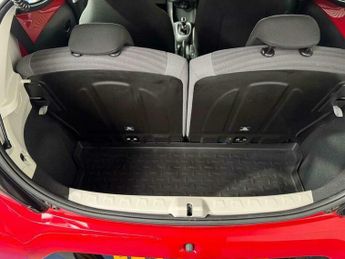 Toyota AYGO 1.0 Aygo X-Play VVT-i CVT 5dr